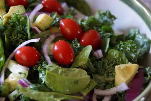 Kale and Spinach Salad with Feta Cheese and Cherry Tomatoes